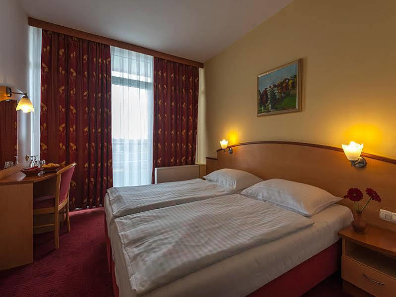 Lipa Hotel Lendava Eksteriør billede